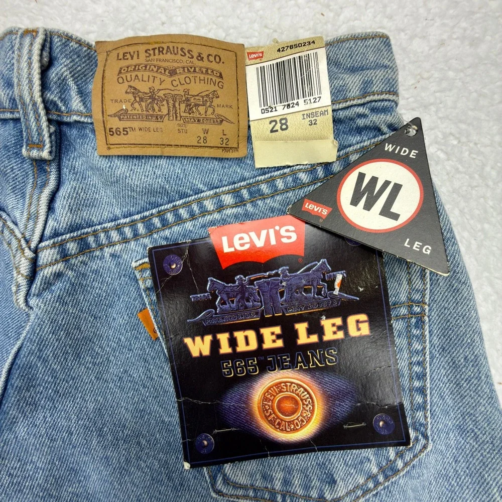 Vintage 90s Levis 565 Wide Leg Student Jeans 28x32 USA NOS NWT